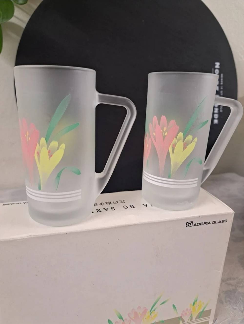 Rare Vintage Hana  No sanpomichi  Aderia Tumblers